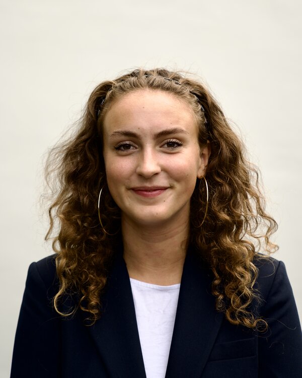 Project Manager: Nikki Los